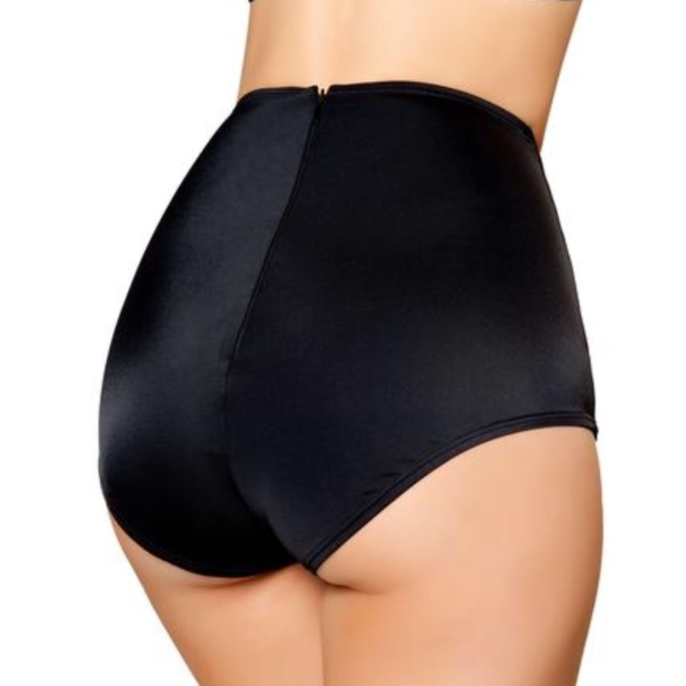 Roma Pinup High-Waisted Shorts